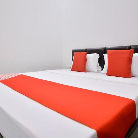 Hotel O White Solitaire Ludhijána Kültér fotó
