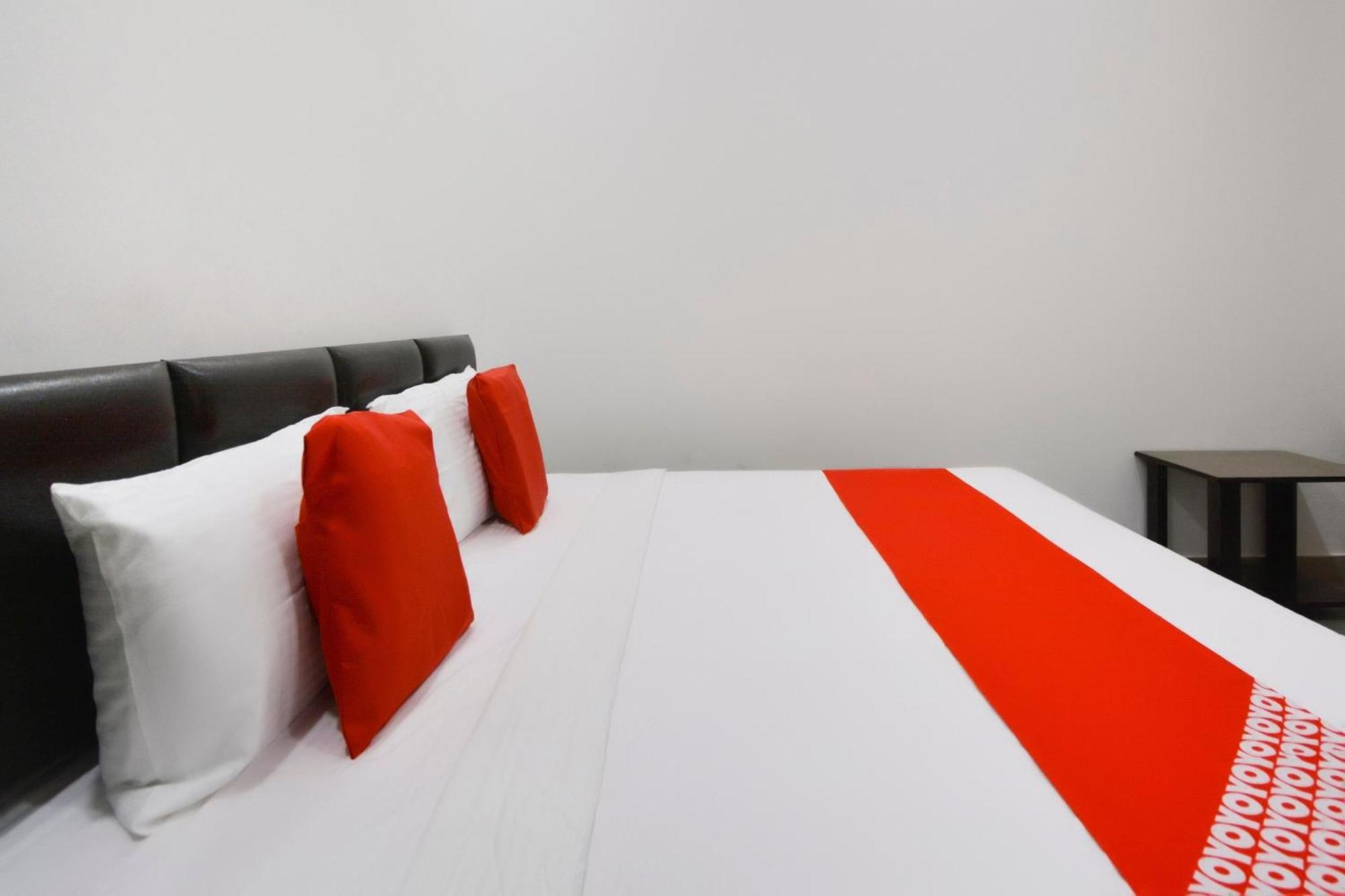 Hotel O White Solitaire Ludhijána Kültér fotó